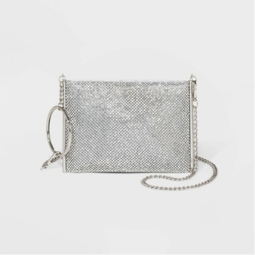 Glamorous Silver Chain Wristlet